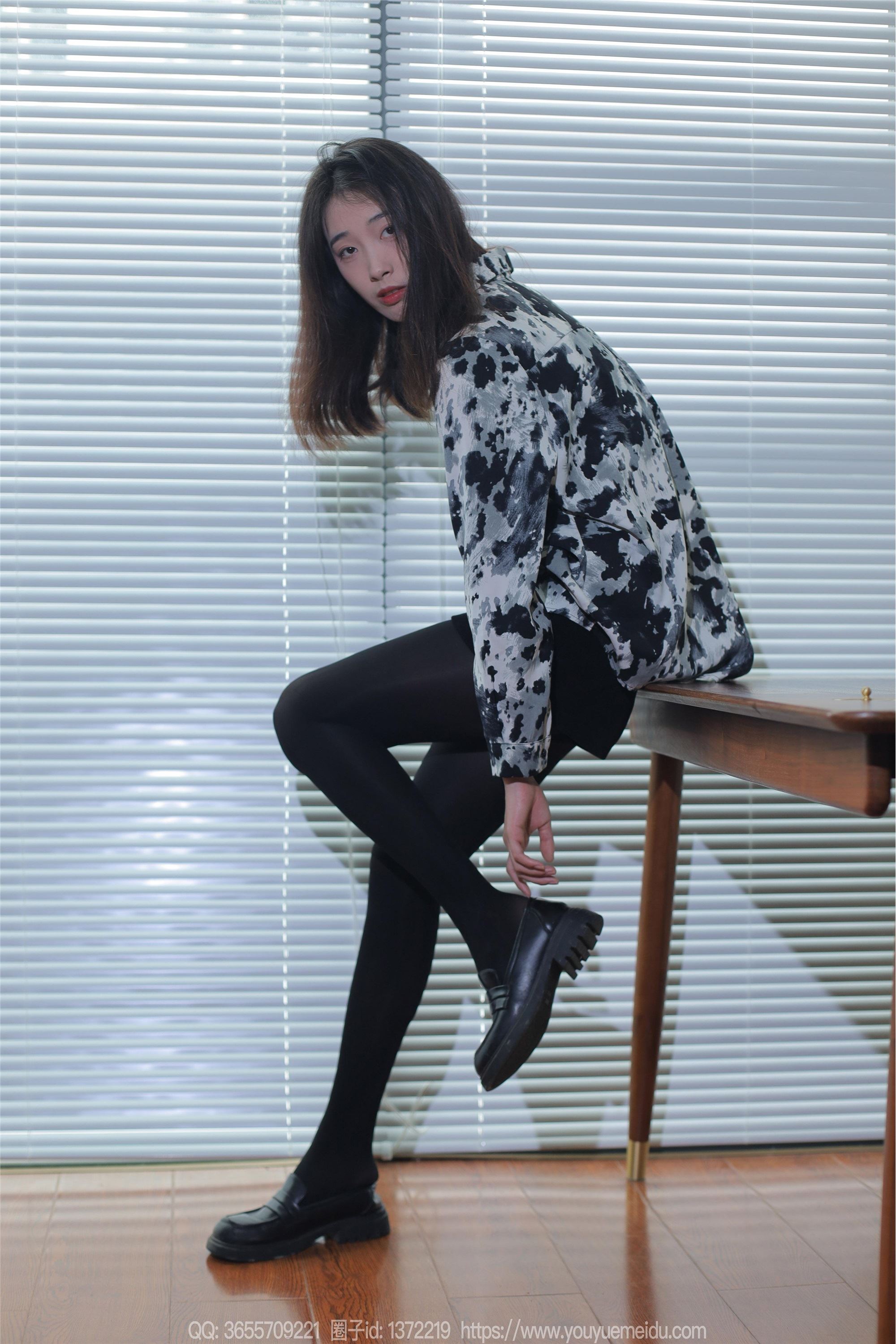 IESS异思趣向  2024.02.04 丝享家 1655 小九《黑色厚袜》